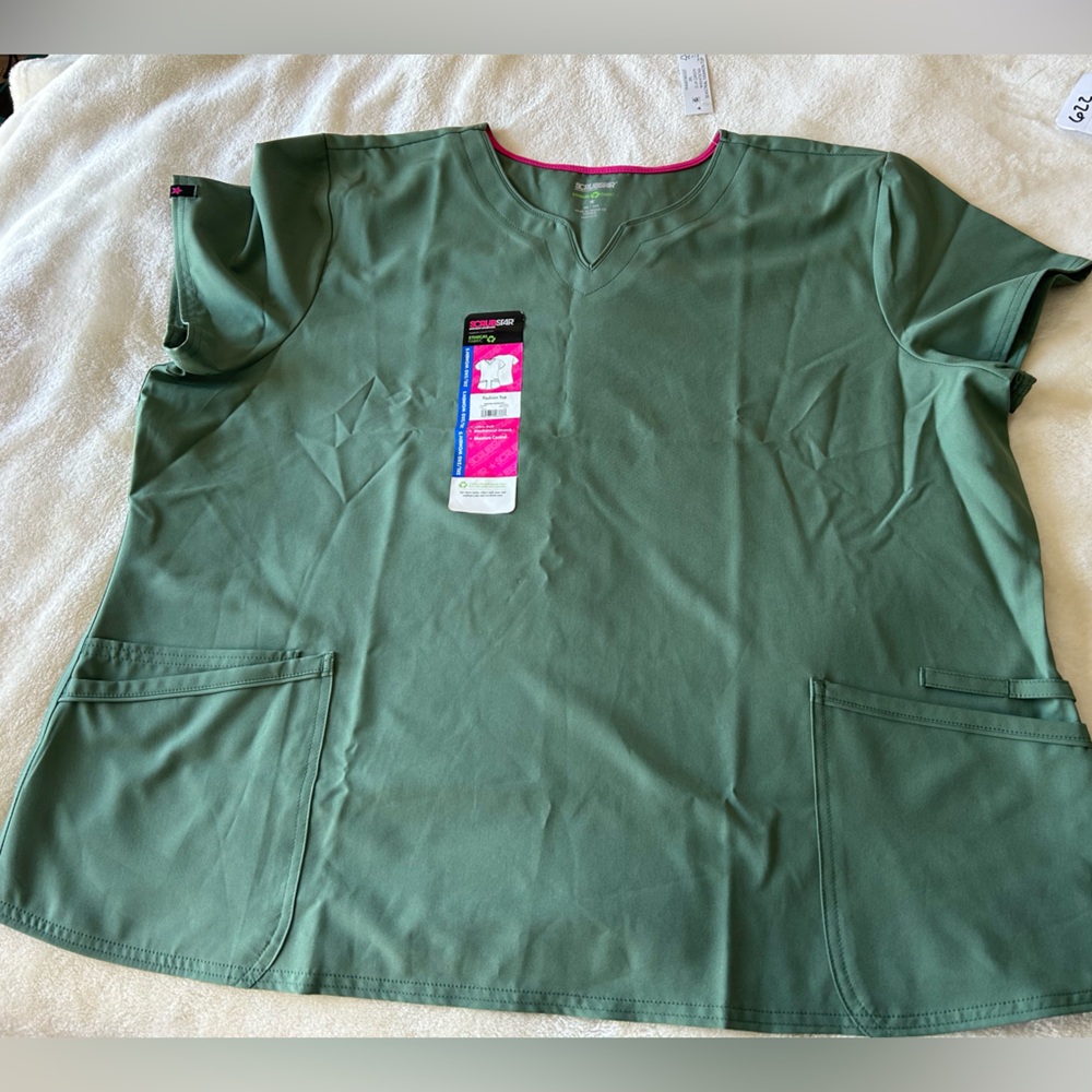 Scrubstar Women's Solid Elm Green Ethical
Fabric Top Size 3XL